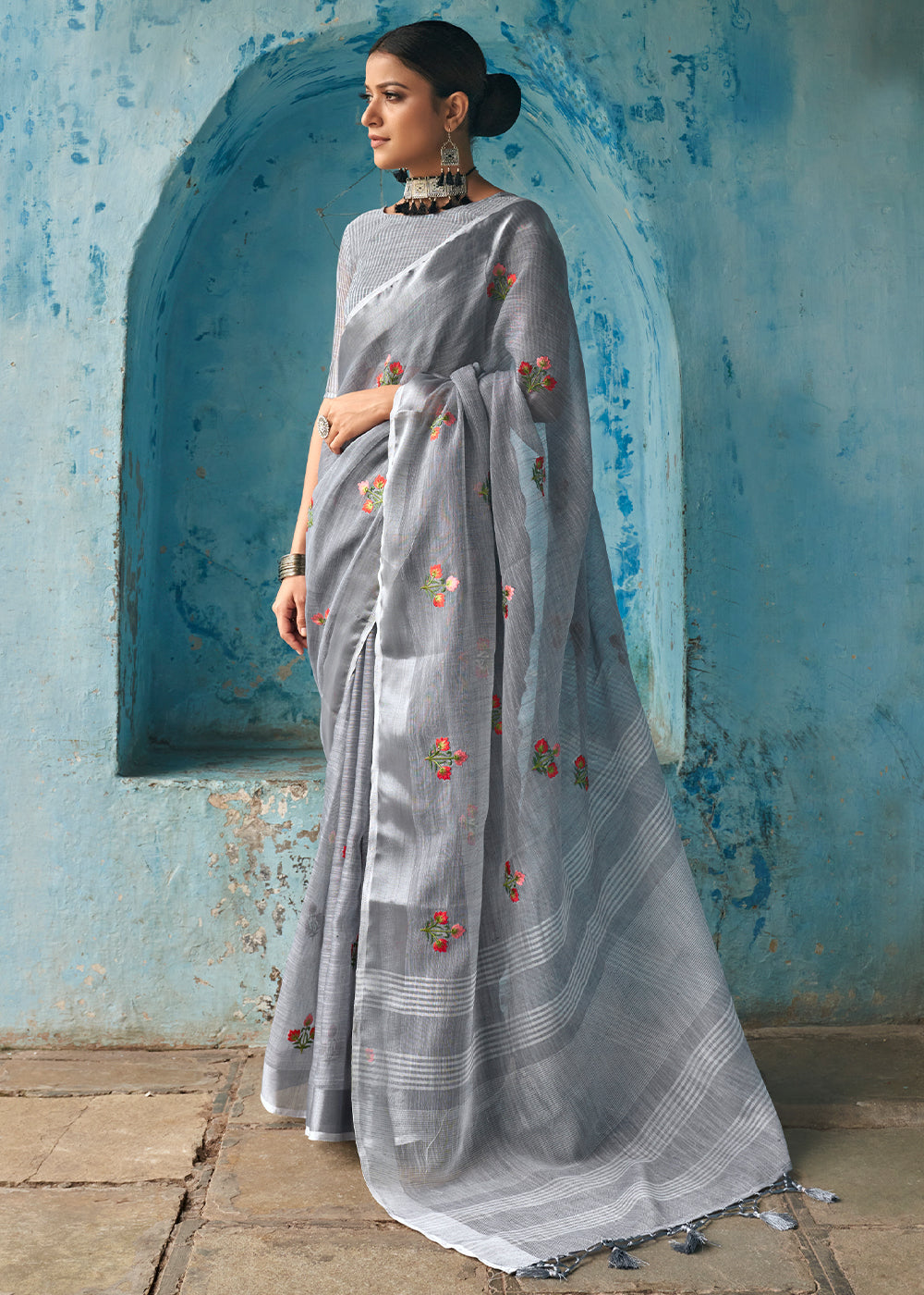 Timeless Grace: A Water Stone Grey Linen Saree for Effortless Style