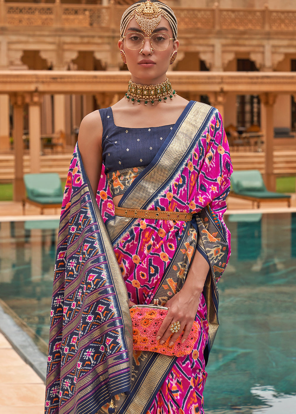 Royal Amethyst: A Woven Silk Saree for Majestic Charm