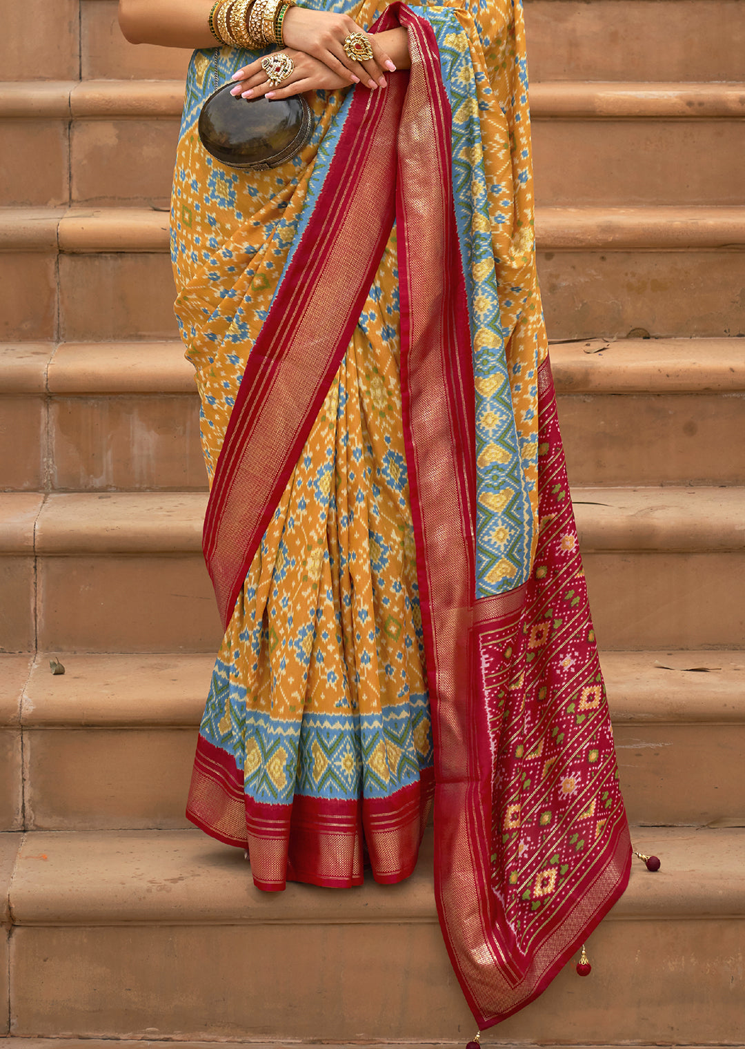 Elegant Pastel Yellow Woven Patola Silk Saree for a Timeless Look