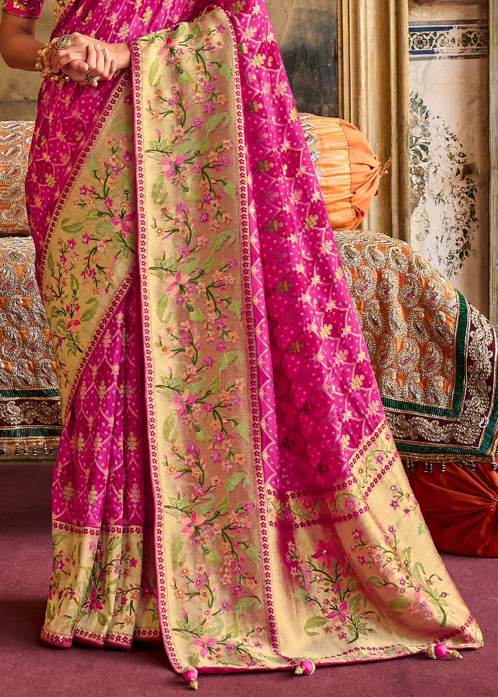 Graceful Pink Raw Silk Saree for Feminine Sophistication