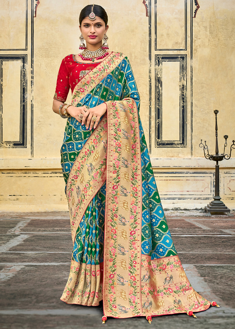 Mesmerizing Blue and Green Raw Silk Saree for Timeless Beauty